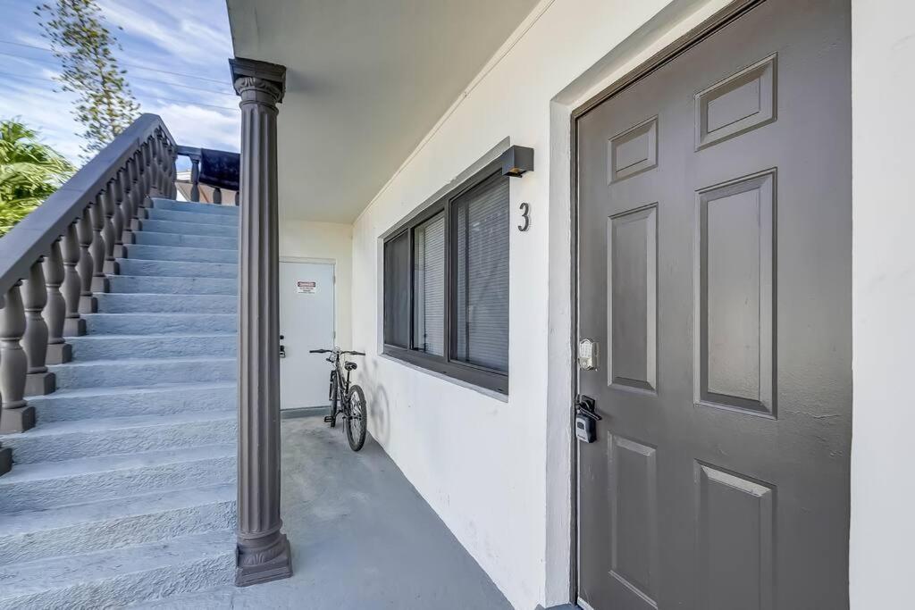 Chic Retreat: 2Br Apartment! Fort Lauderdale Exterior photo